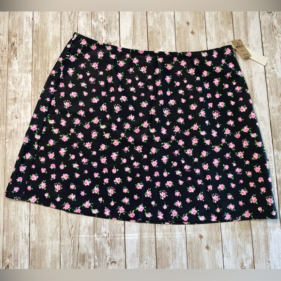 🆕 PINK VICTORIA’S SECRET SWIM COVER-UP MINI SKIRT LARGE 12-14 - Picture 6 of 11